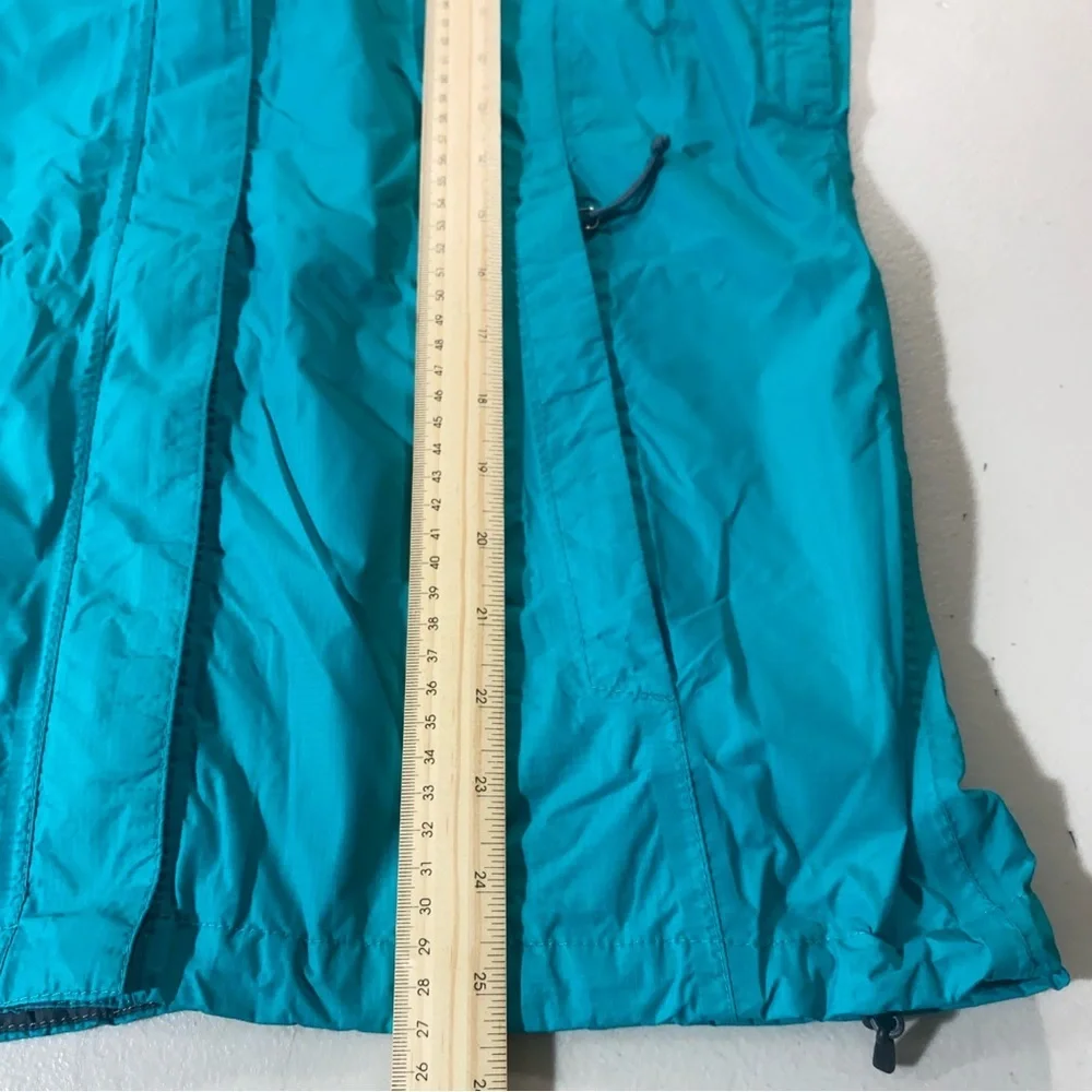 The North Face Turquoise Jacket Size Medium - Picture 6 of 11